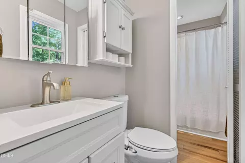 Bath - 110 Temple Ln, Durham, NC 27713 photo 1 of 4