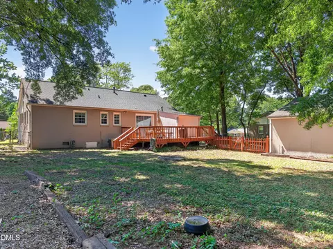 Exterior - 110 Temple Ln, Durham, NC 27713 photo 6 of 7