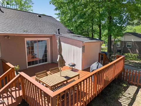 Exterior - 110 Temple Ln, Durham, NC 27713 photo 4 of 7