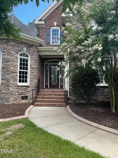 2205 Belvinwood Dr, Fuquay Varina, NC 27526