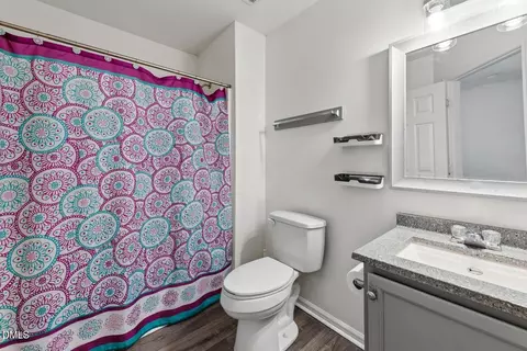 Bath - 706 Brye St, Durham, NC 27703 photo 3 of 3