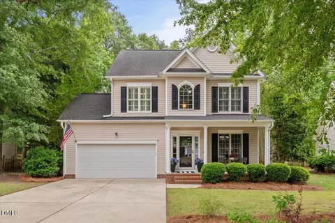 912 E Ivy Valley Dr, Fuquay Varina, NC 27526