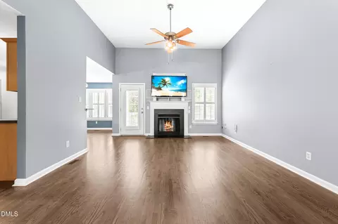 Living - 125 Rustic Ln, Smithfield, NC 27577 photo 2 of 6