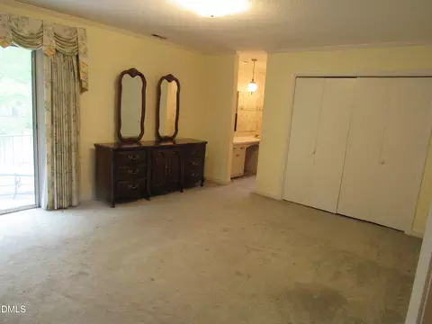 Bedroom - 12 Cedar Dr, Smithfield, NC 27577 photo 4 of 4