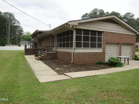Exterior - 12 Cedar Dr, Smithfield, NC 27577 photo 12 of 14