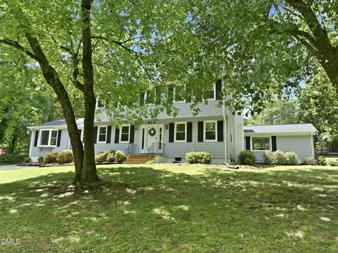 304 Plum Ln, Chapel Hill, NC 27517
