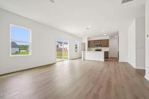 Living - 6715 Jersey Rd #105, Middlesex, NC 27557 photo 6 of 8