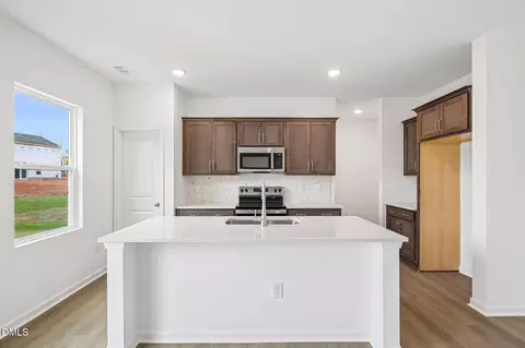 Kitchen - 6715 Jersey Rd #105, Middlesex, NC 27557 photo 2 of 7