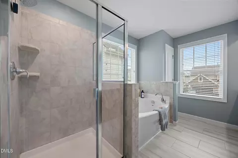 Bath - 1033 Mclamb Dr, Durham, NC 27703 photo 2 of 5
