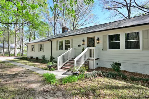 303 Cedarwood Dr, Knightdale, NC 27545