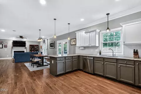 407 Bickett Blvd, Raleigh, NC 27608