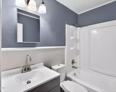 Bath - 994 Maple St, Henderson, NC 27536 photo 1 of 1