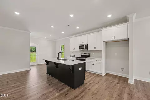 Kitchen - 79 Evelene Way, Clinton, NC 28328 photo 1 of 4