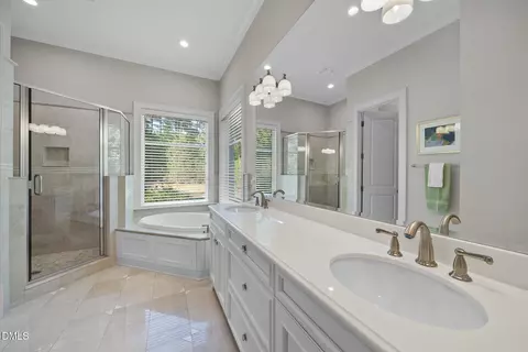 Bath - 367 Royal Sunset Dr, Durham, NC 27713 photo 6 of 6