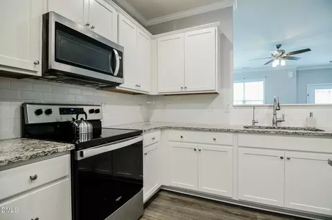Kitchen - 322 Silverleaf Dr, Wendell, NC 27591 photo 4 of 5