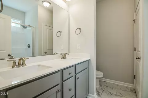 Bath - 322 Silverleaf Dr, Wendell, NC 27591 photo 2 of 5