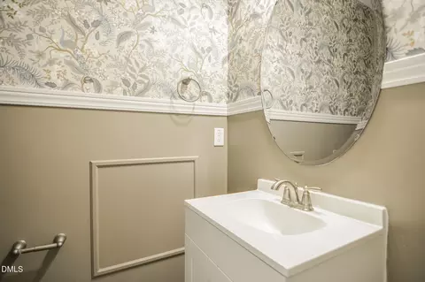 Bath - 322 Silverleaf Dr, Wendell, NC 27591 photo 1 of 5