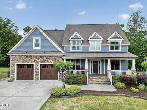 409 Shadowdale Ln, Rolesville, NC 27571