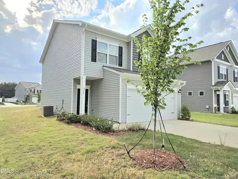 Exterior - 272 Bruce Dr, Dunn, NC 28334 photo 2 of 6