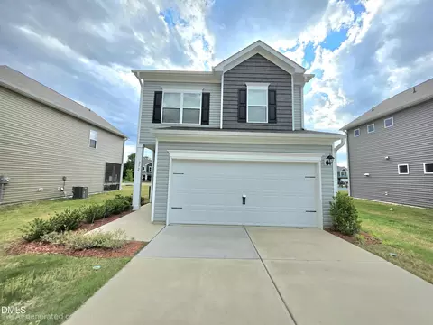 Exterior - 272 Bruce Dr, Dunn, NC 28334 photo 3 of 6