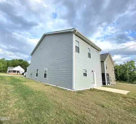 Exterior - 272 Bruce Dr, Dunn, NC 28334 photo 5 of 6
