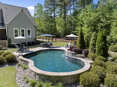 67 Nuthatch Dr, Pittsboro, NC 27312