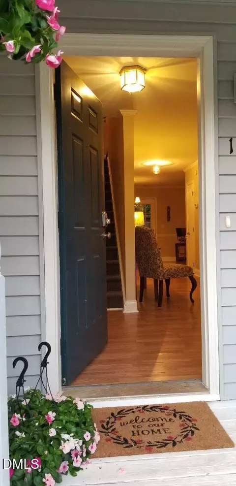 1815 Fox Sterling Dr, Raleigh, NC 27606