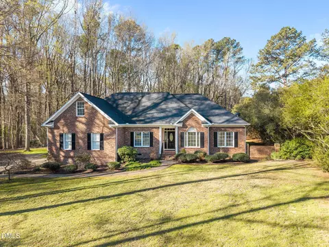 4036 Stone Summit Ln, Raleigh, NC 27603