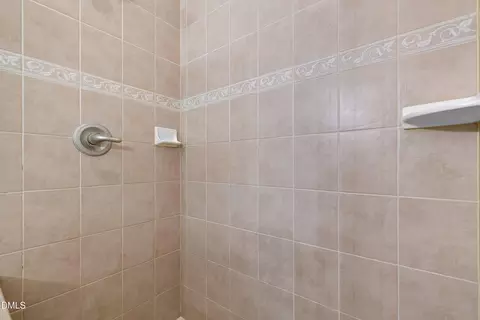 Bath - 1508 Eppes Ln, Wake Forest, NC 27587 photo 4 of 6