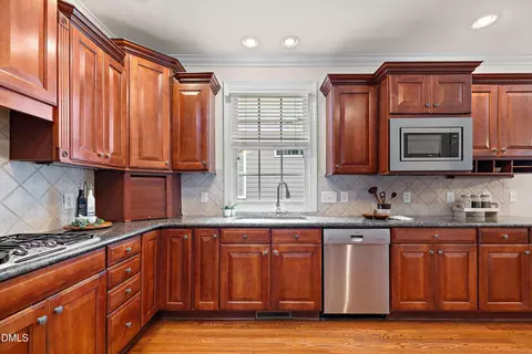 Kitchen - 1508 Eppes Ln, Wake Forest, NC 27587 photo 7 of 8