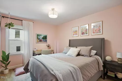 Bedroom - 214 Evesham Ct, Wake Forest, NC 27587 photo 4 of 5
