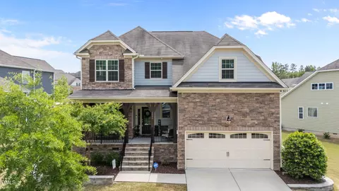 1800 Longmont Dr, Wake Forest, NC 27587