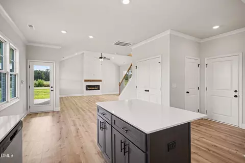 Entry Way - 20 Evelene Way, Clinton, NC 28328 photo 1 of 1