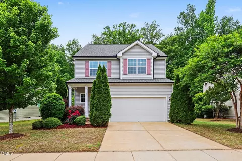 221 Willow Weald Ct, Fuquay Varina, NC 27526