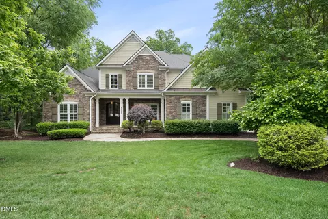 7313 Ryehill Dr, Cary, NC 27519