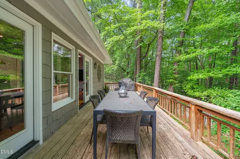 Exterior - 1401 Old Trinity Cir, Raleigh, NC 27607 photo 5 of 21