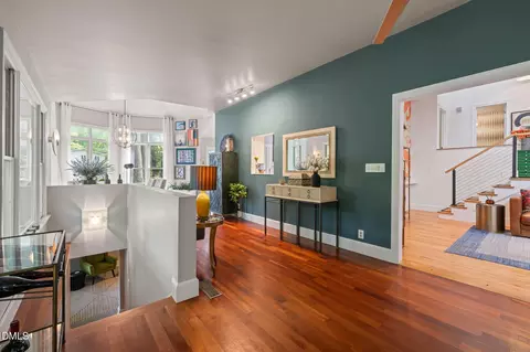 Entry Way - 1401 Old Trinity Cir, Raleigh, NC 27607 photo 2 of 6