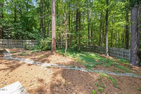 Exterior - 1401 Old Trinity Cir, Raleigh, NC 27607 photo 26 of 29