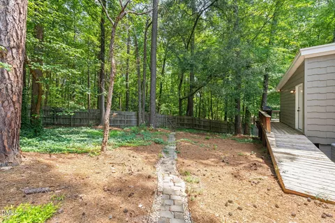 Exterior - 1401 Old Trinity Cir, Raleigh, NC 27607 photo 27 of 29