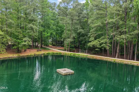 View/Area - 1401 Old Trinity Cir, Raleigh, NC 27607 photo 3 of 6