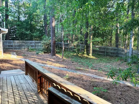 Exterior - 1401 Old Trinity Cir, Raleigh, NC 27607 photo 17 of 29
