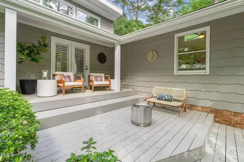 Exterior - 1401 Old Trinity Cir, Raleigh, NC 27607 photo 7 of 29