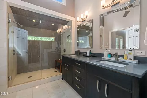 Bath - 1401 Old Trinity Cir, Raleigh, NC 27607 photo 1 of 10