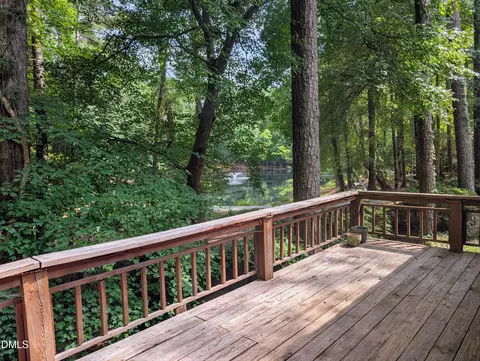 Exterior - 1401 Old Trinity Cir, Raleigh, NC 27607 photo 28 of 29