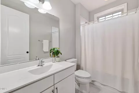 Bath - 1517 Sandybrook Ln, Wake Forest, NC 27587 photo 5 of 5