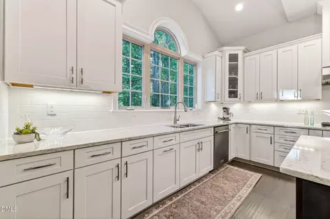 Kitchen - 1517 Sandybrook Ln, Wake Forest, NC 27587 photo 3 of 4
