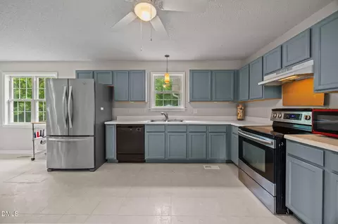 Kitchen - 64 Marie Ct, Willow Spring, NC 27592 photo 1 of 6