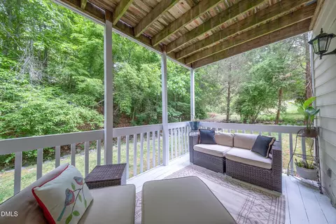 110 Lorilane Dr, Carrboro, NC 27510
