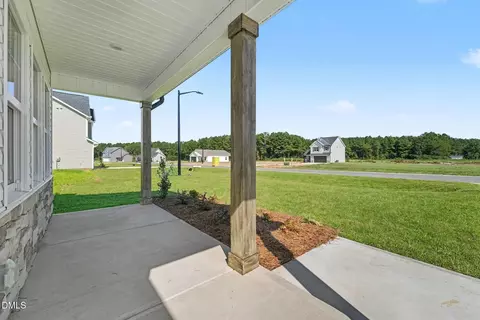 Exterior - 99 Evelene Way, Clinton, NC 28328 photo 2 of 4