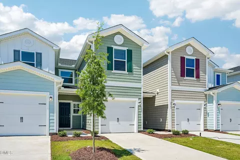 2044 Oakdale Dr, Durham, NC 27703